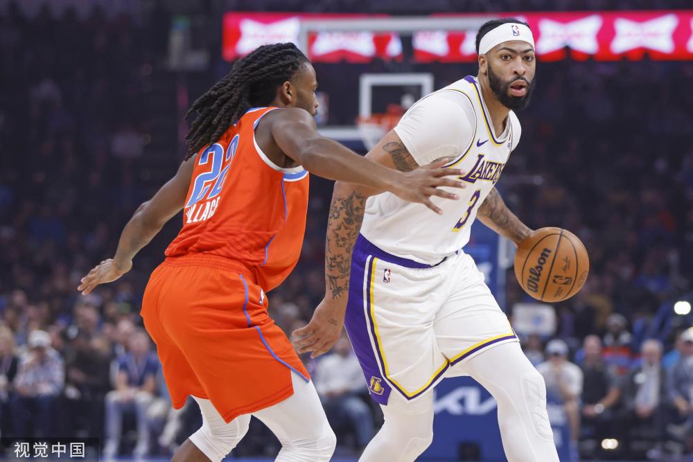 受了巨大的 受了巨大的