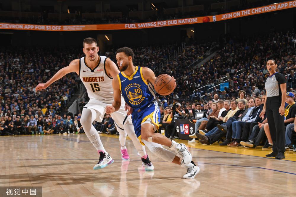 國隊進攻中 國隊進攻中