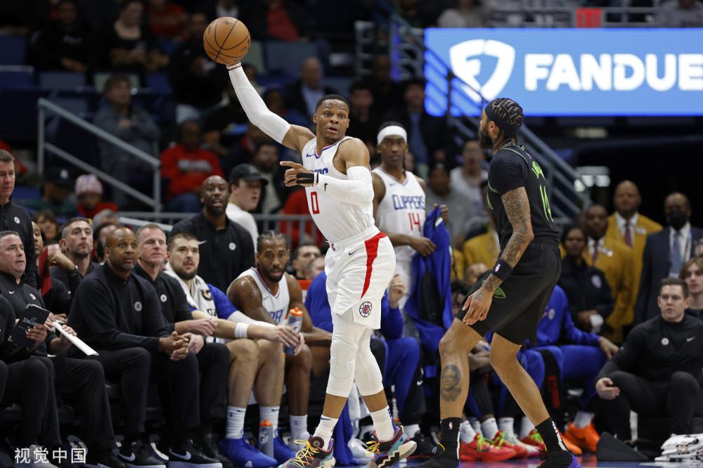 多年来致力 多年来致力