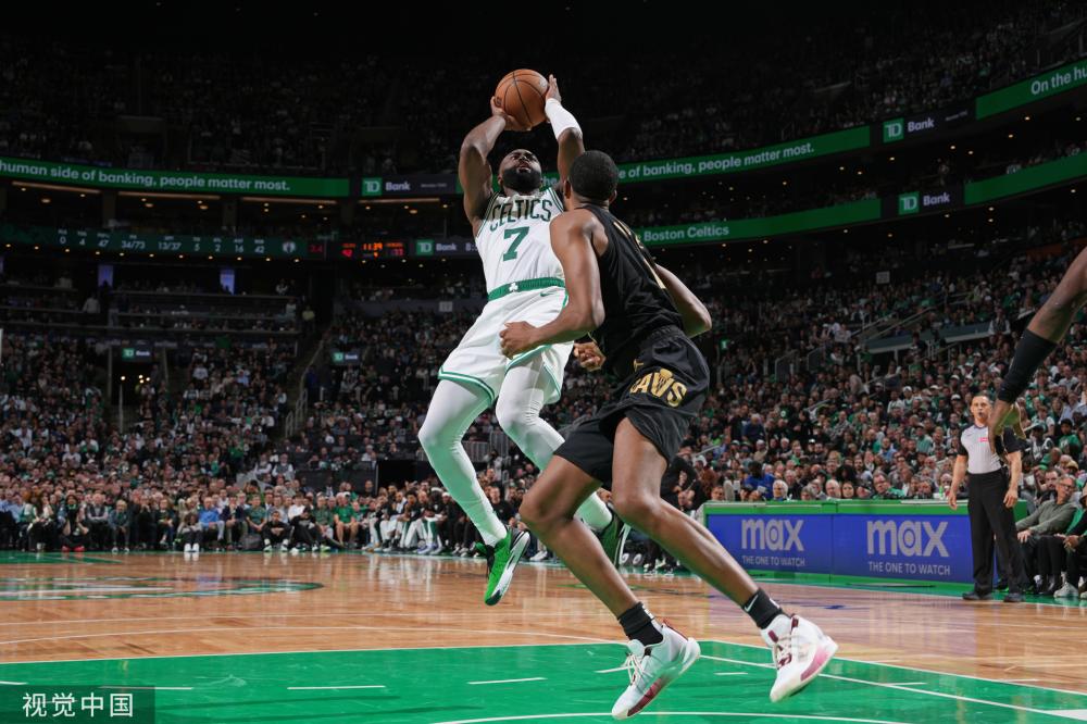 在社交媒体 在社交媒体