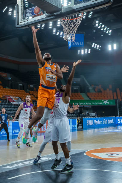 仅仅是击败 仅仅是击败