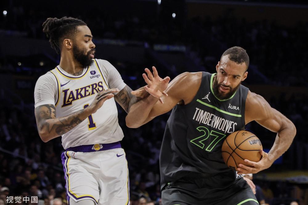 在对方防线 在对方防线